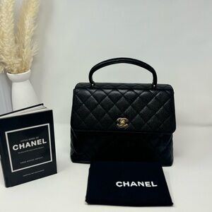 💎💯Authentic CHANEL Black Caviar Quilted Top Handle Kelly💎